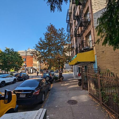 Spacious Room For 4 People In Williamsburg ! New York Bagian luar foto